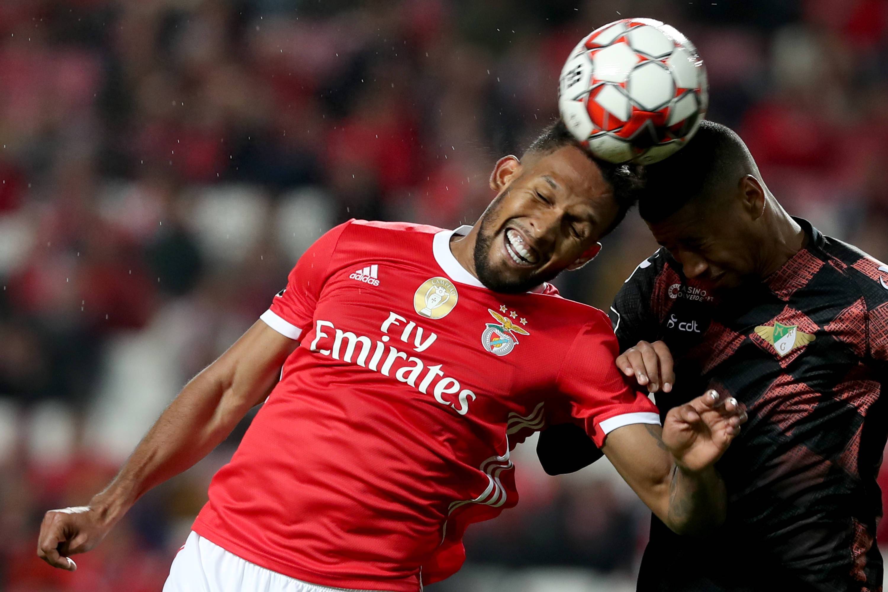 乐鱼体育官方网站-赛地聚焦：葡超国际比赛日热度飙升；曼城造点机会；赛场秩序良好；轮换策略成焦点的简单介绍-乐鱼体育官方网站